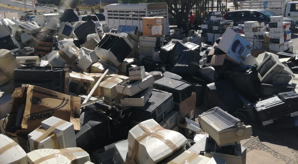 Acopian 62 toneladas de basura electrónica en el Reciclón