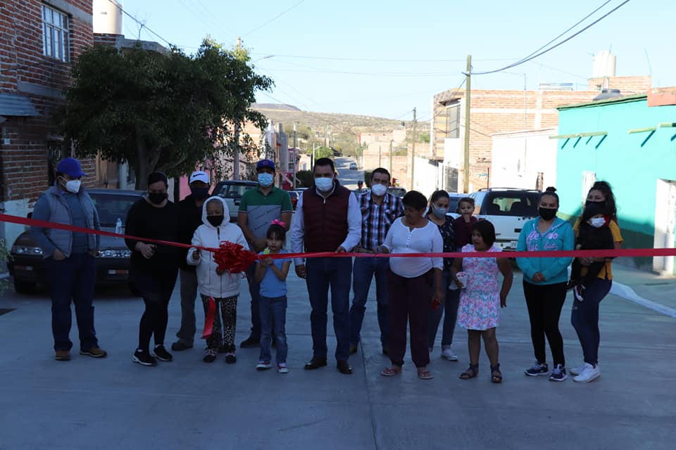 Inauguran remodelación de diversas calles en Nochistlán