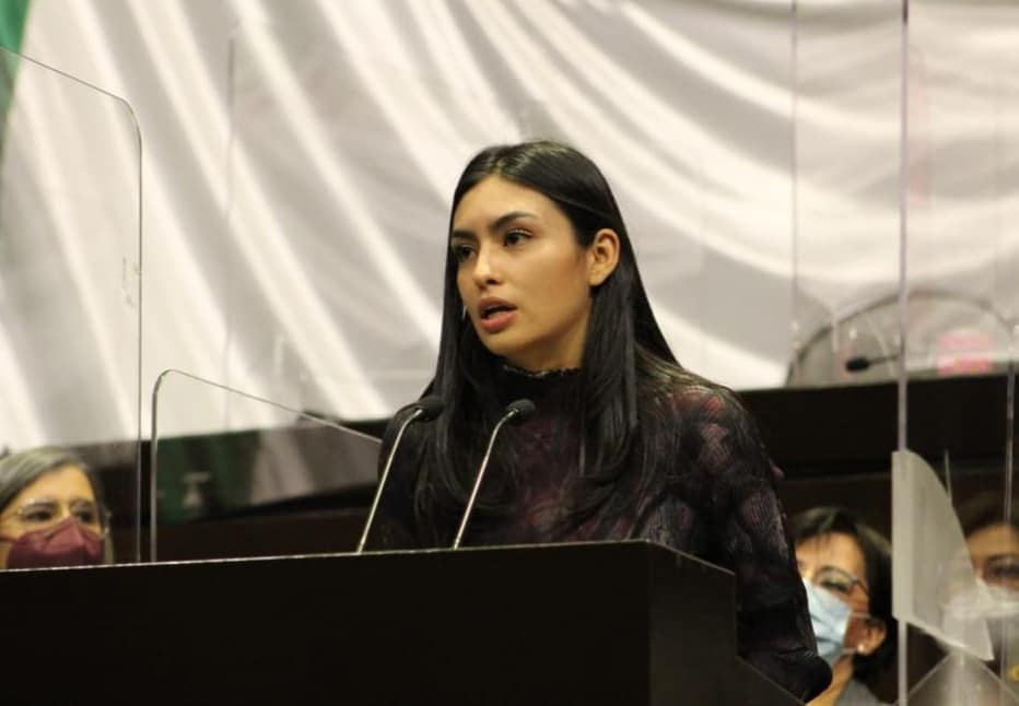 Condena PRD uso electoral de vacuna; acusa a Morena y servidores de la Nación