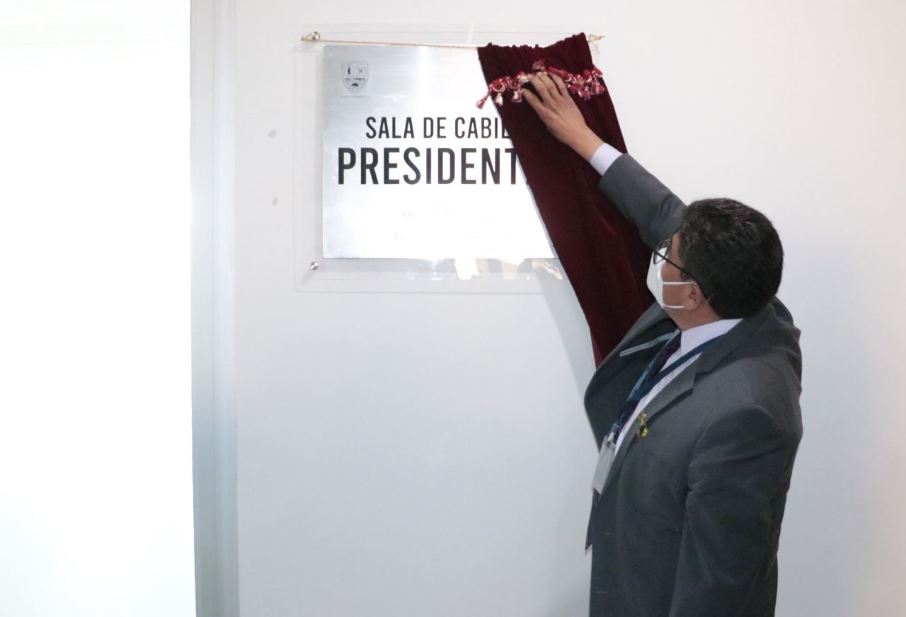 Inauguran sala de cabildo “Presidentes”