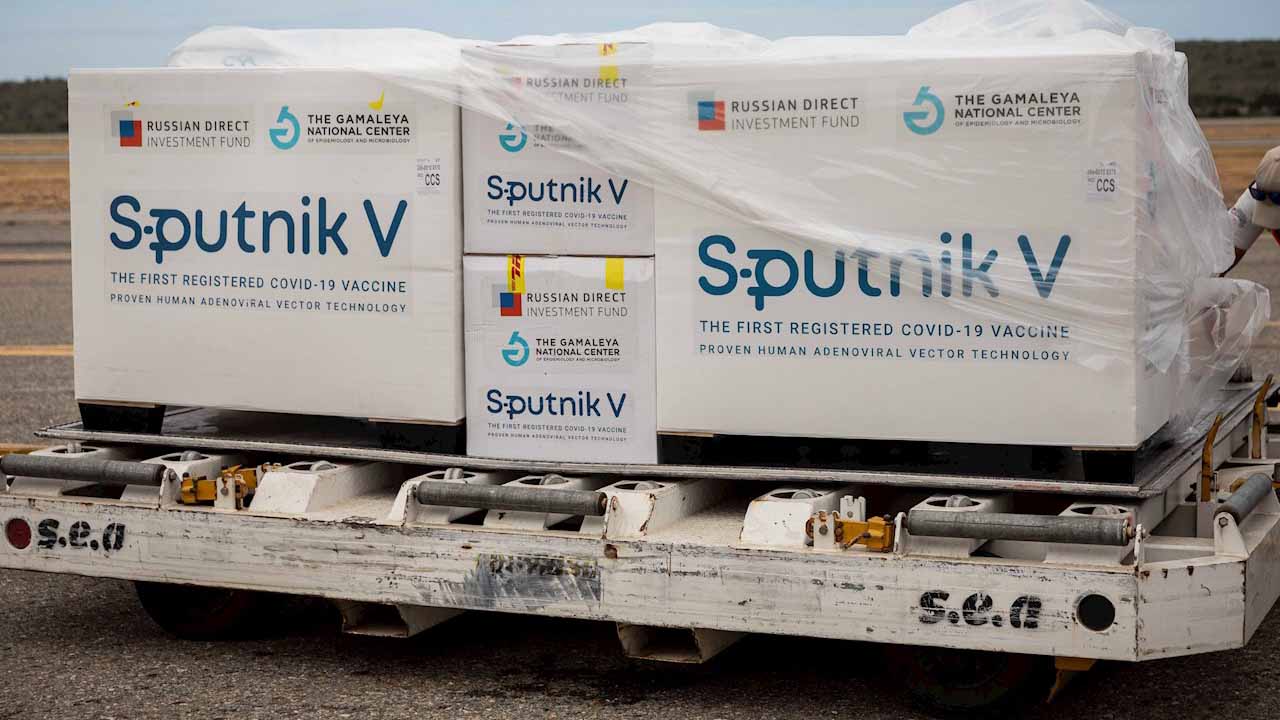 Llegan a México 200 mil vacunas rusas Sputnik V