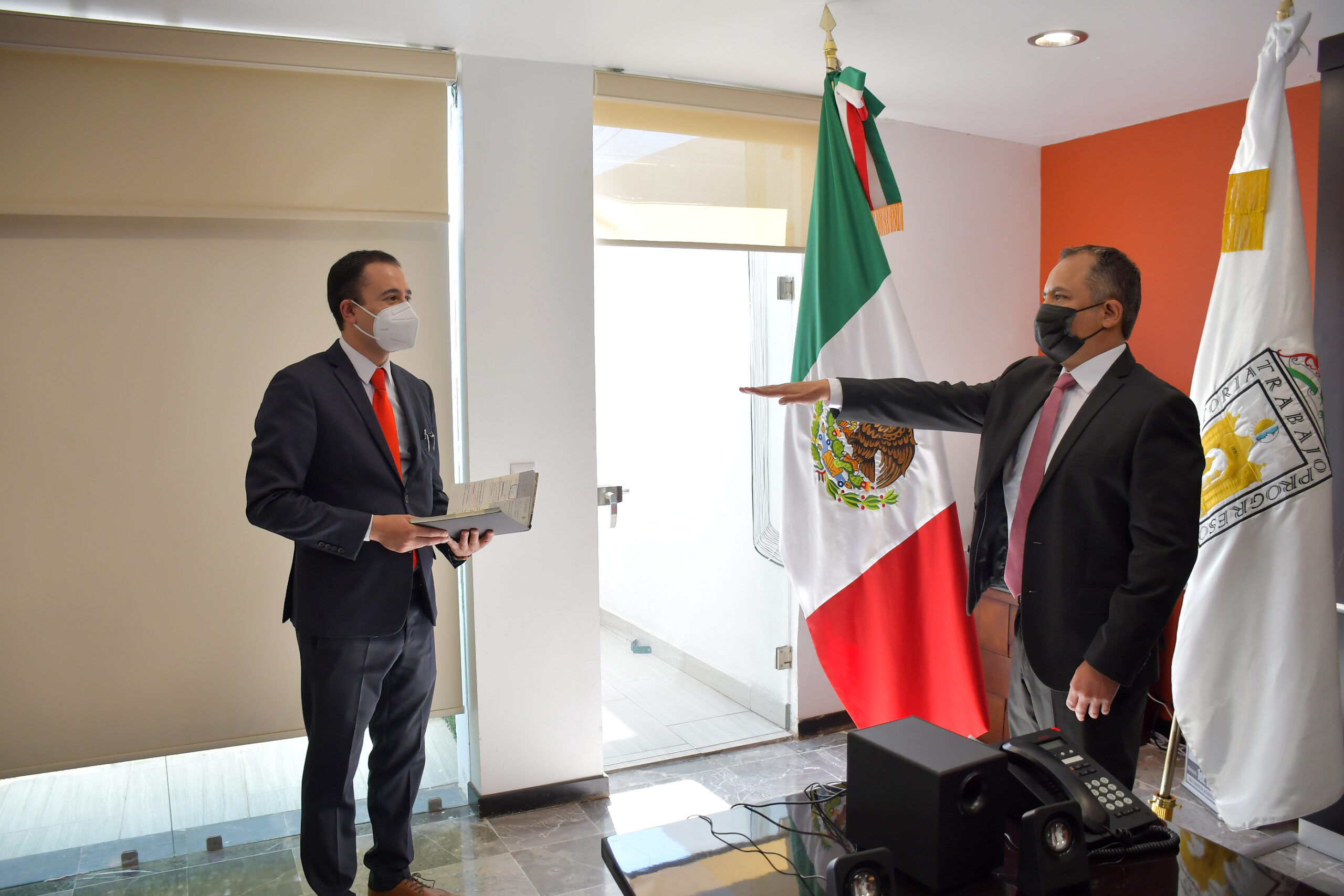 Formalizan entrega-recepción de la Presidencia de Guadalupe