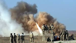 10 cohetes impactan base militar que alberga tropas de EU en Irak