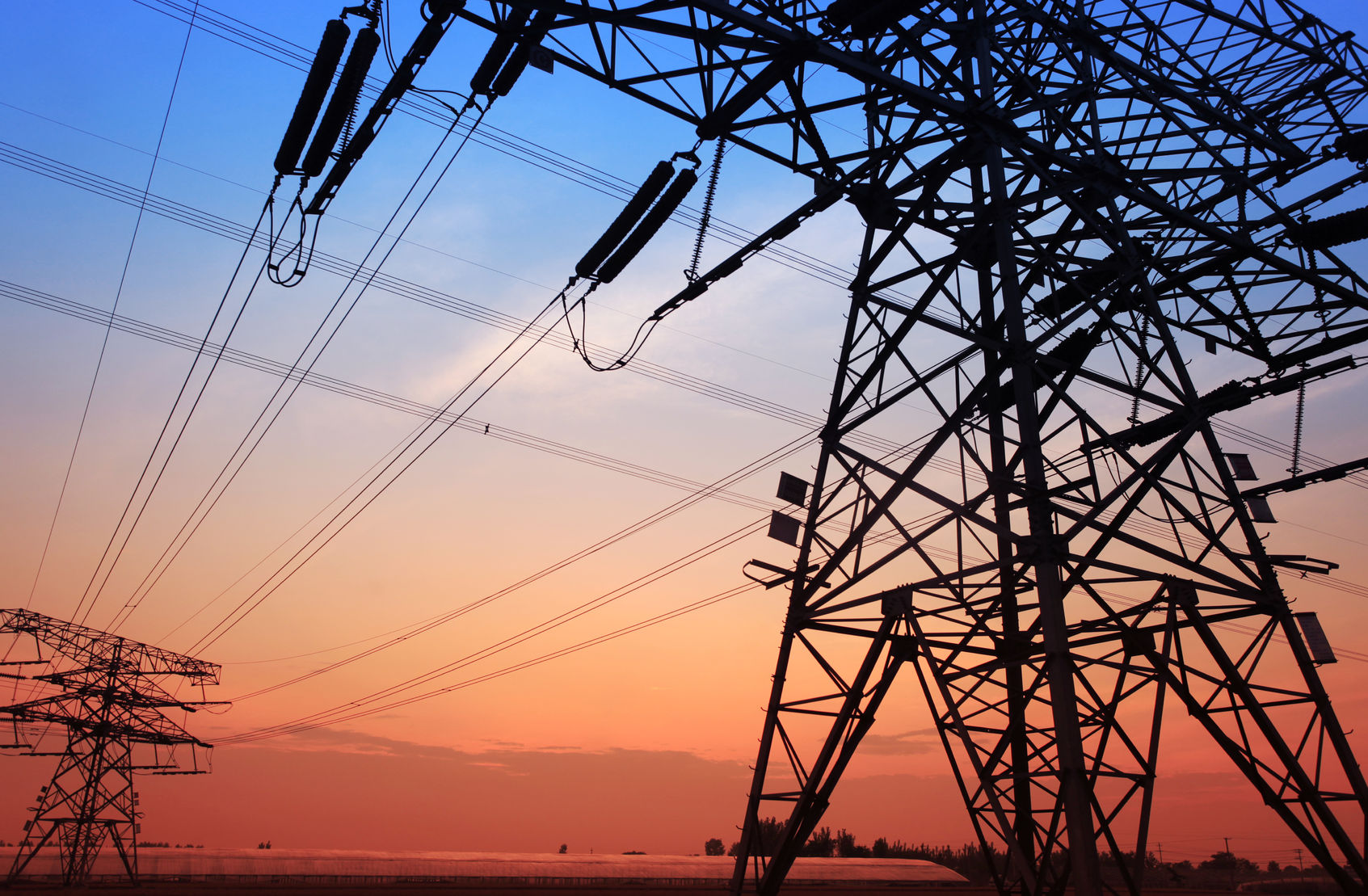 Sener impugna suspensiones que frenaron nueva Ley de la Industria Eléctrica