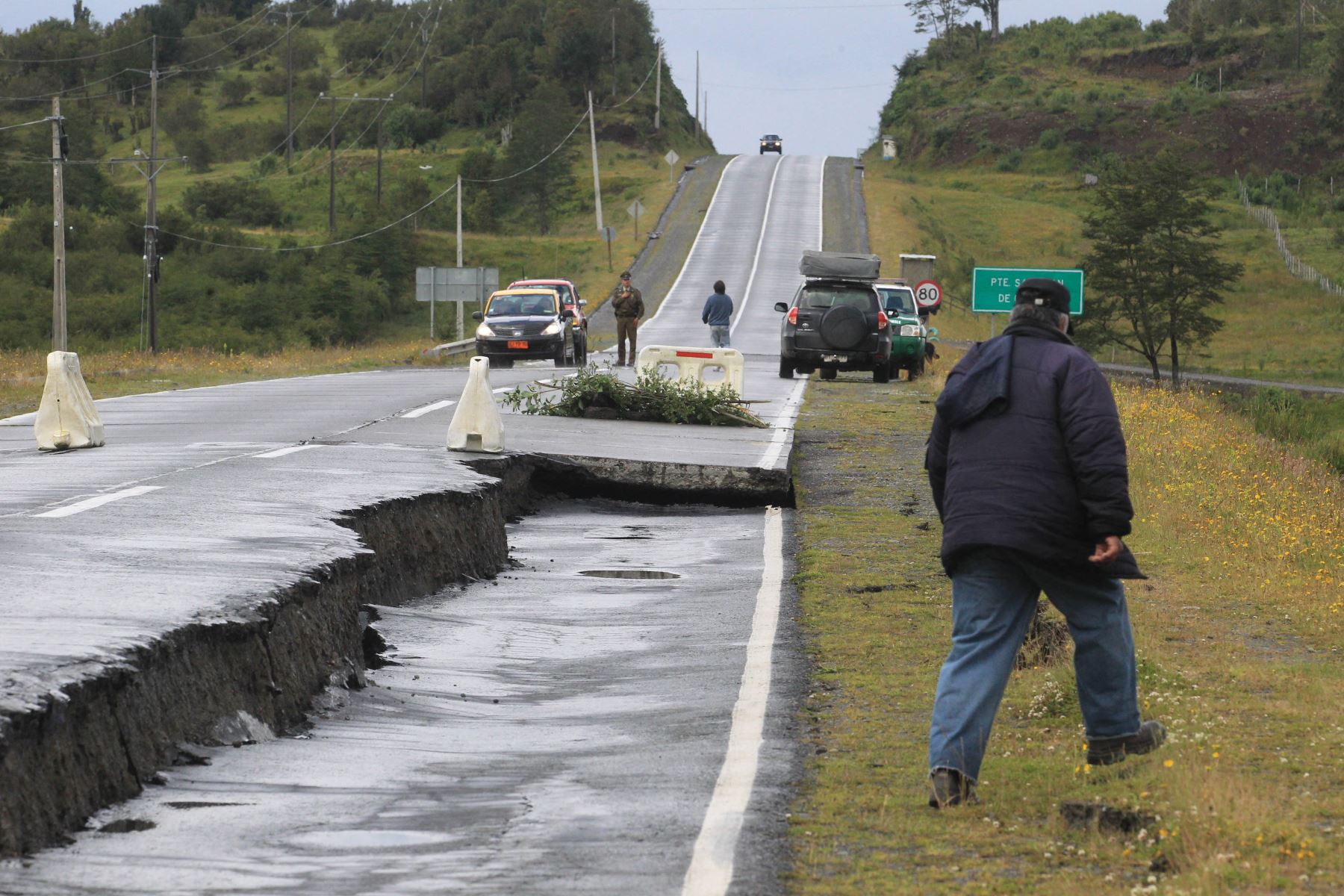 Terremoto de magnitud 7.3 genera amenaza de tsunami en Nueva Zelanda