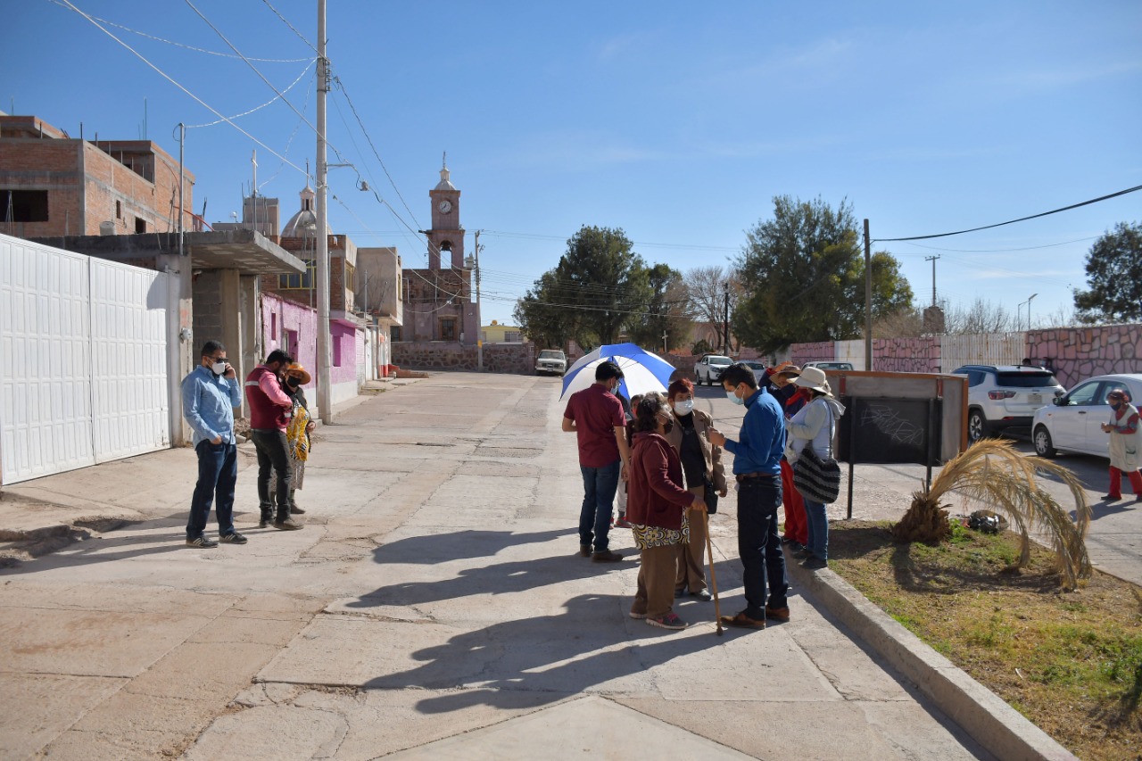 Rehabilitan red de drenaje y agua potable en Zóquite