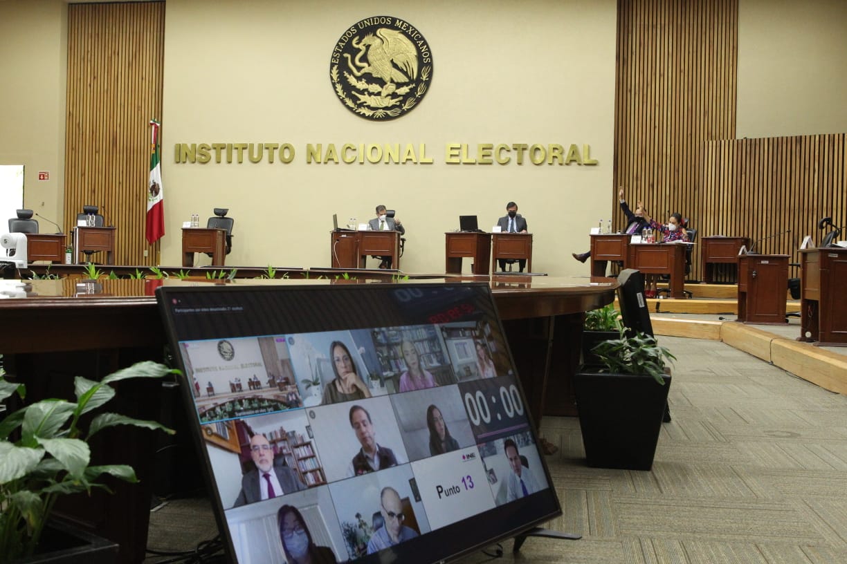 Amplía INE plazo para registro de observadores del proceso electoral en curso