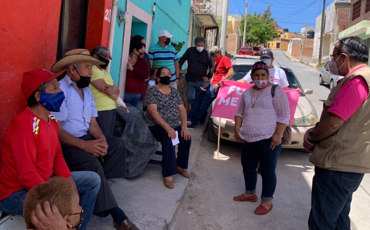 Respalda Mauro Ruíz a colonos de Las Piedreras en Guadalupe