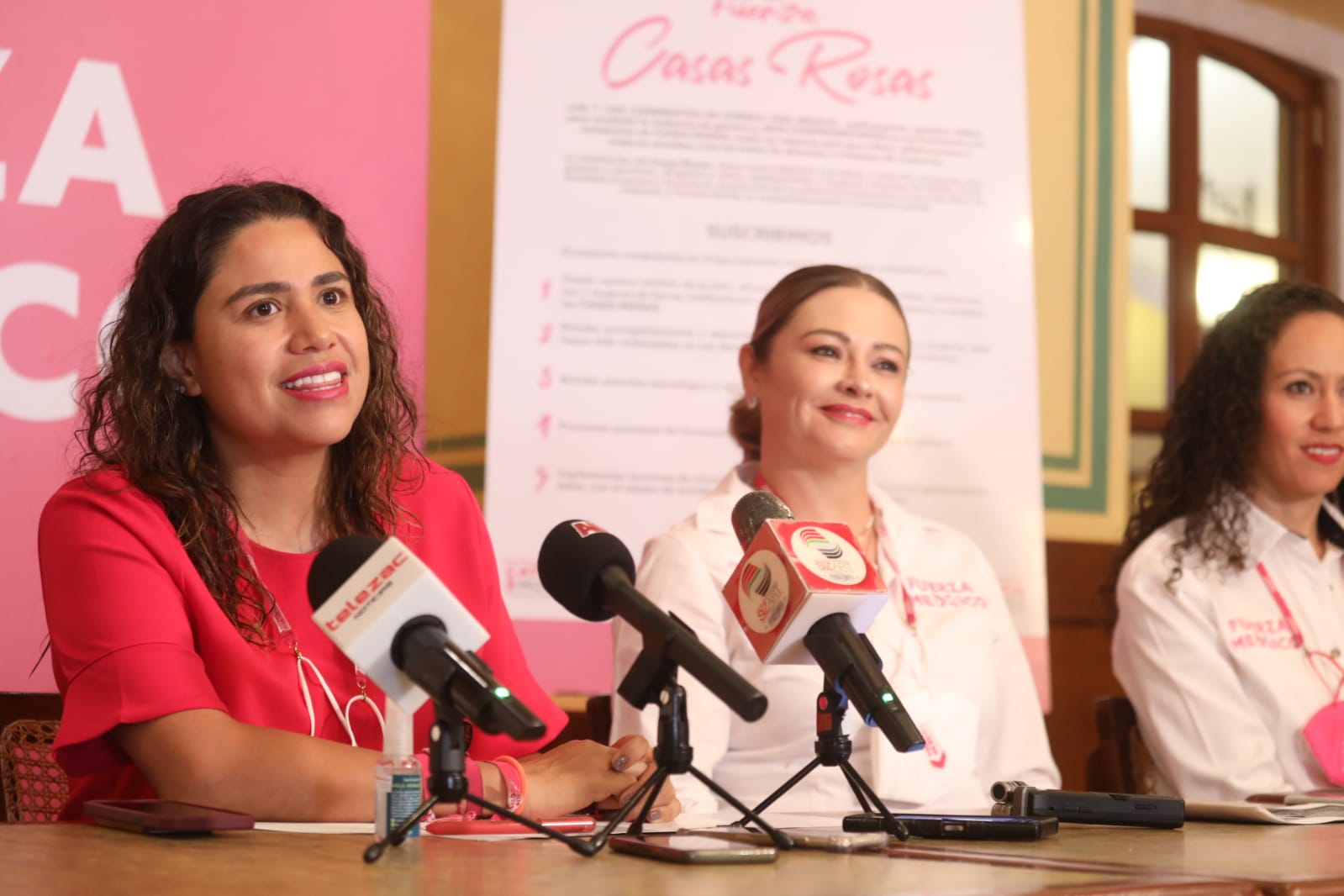 Firma Fuerza X México acuerdo de ‘Casas rosas’