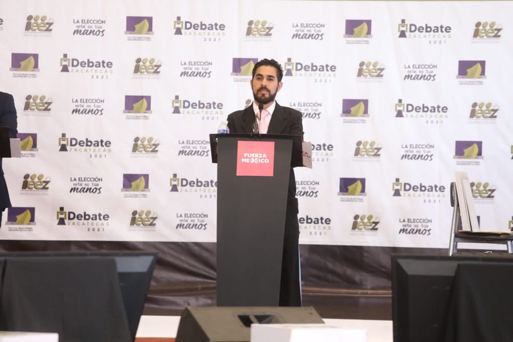 Jorge Ortiz presenta sus propuestas en el Debate