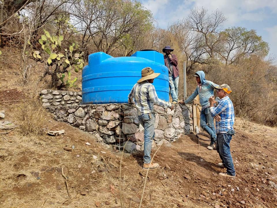 Benefician con cisterna a la comunidad Los Soyates en Huanusco