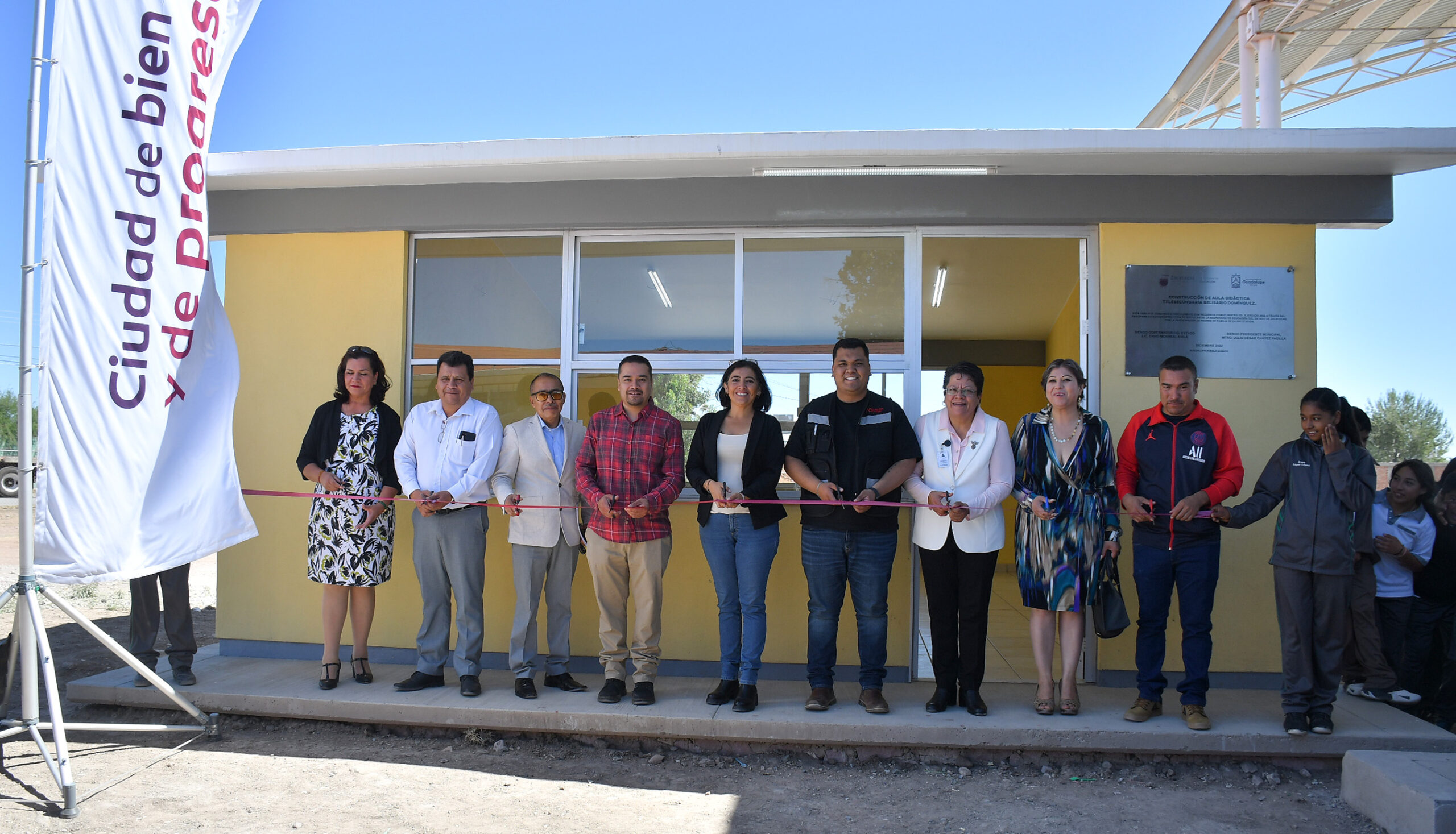 Continúan trabajos en infraestructura educativa en Guadalupe
