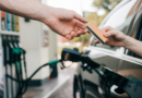 Acuerdan reducir comisiones en pagos de gasolina con tarjeta y vales