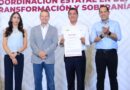 Carlos Puente formaliza su registro y llama a la unidad